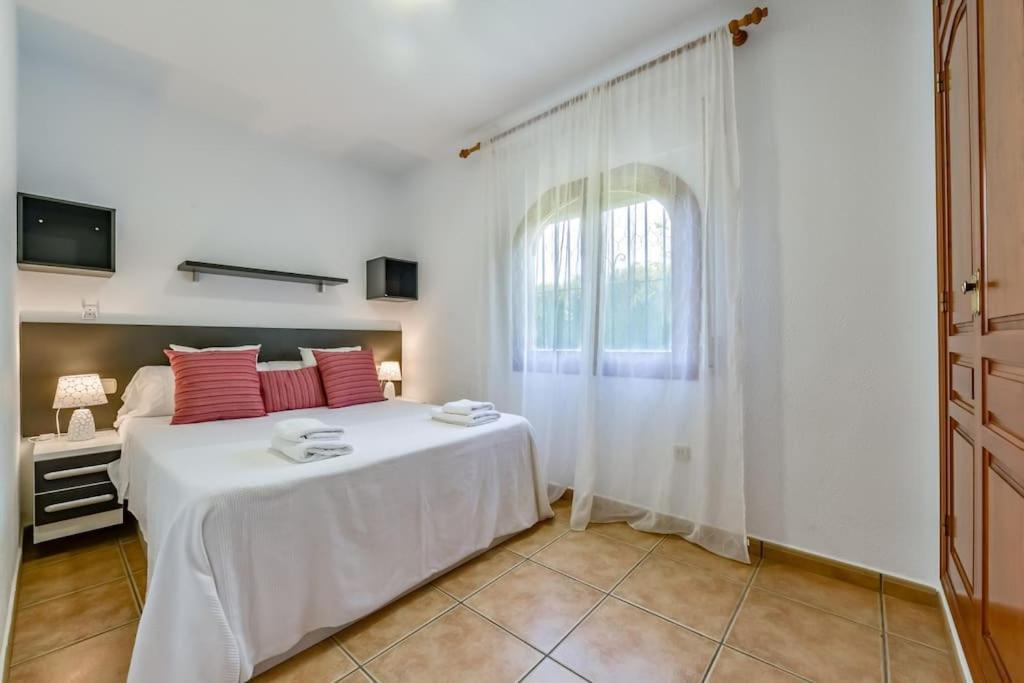 Villas Guzman - Mouna กัลเป ภายนอก รูปภาพ